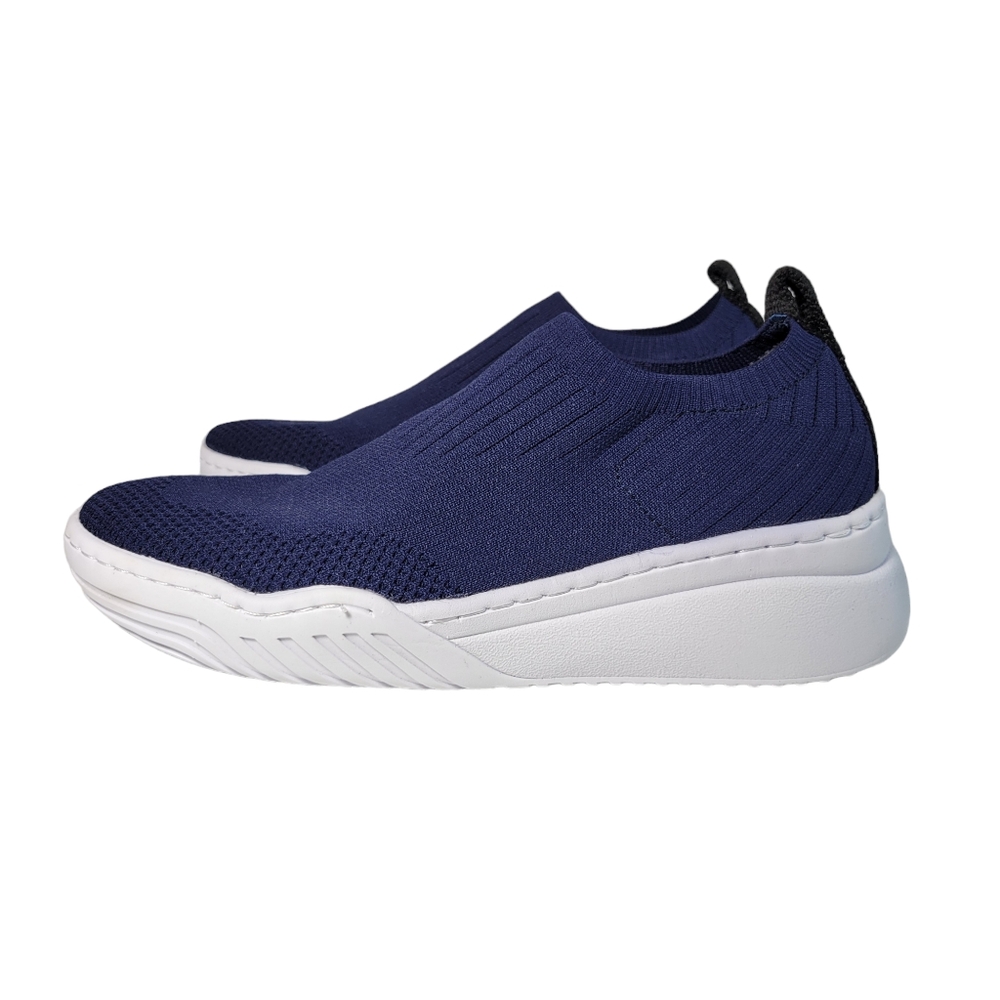 Marc Fisher blue and white slip on sneakers Size 7.5